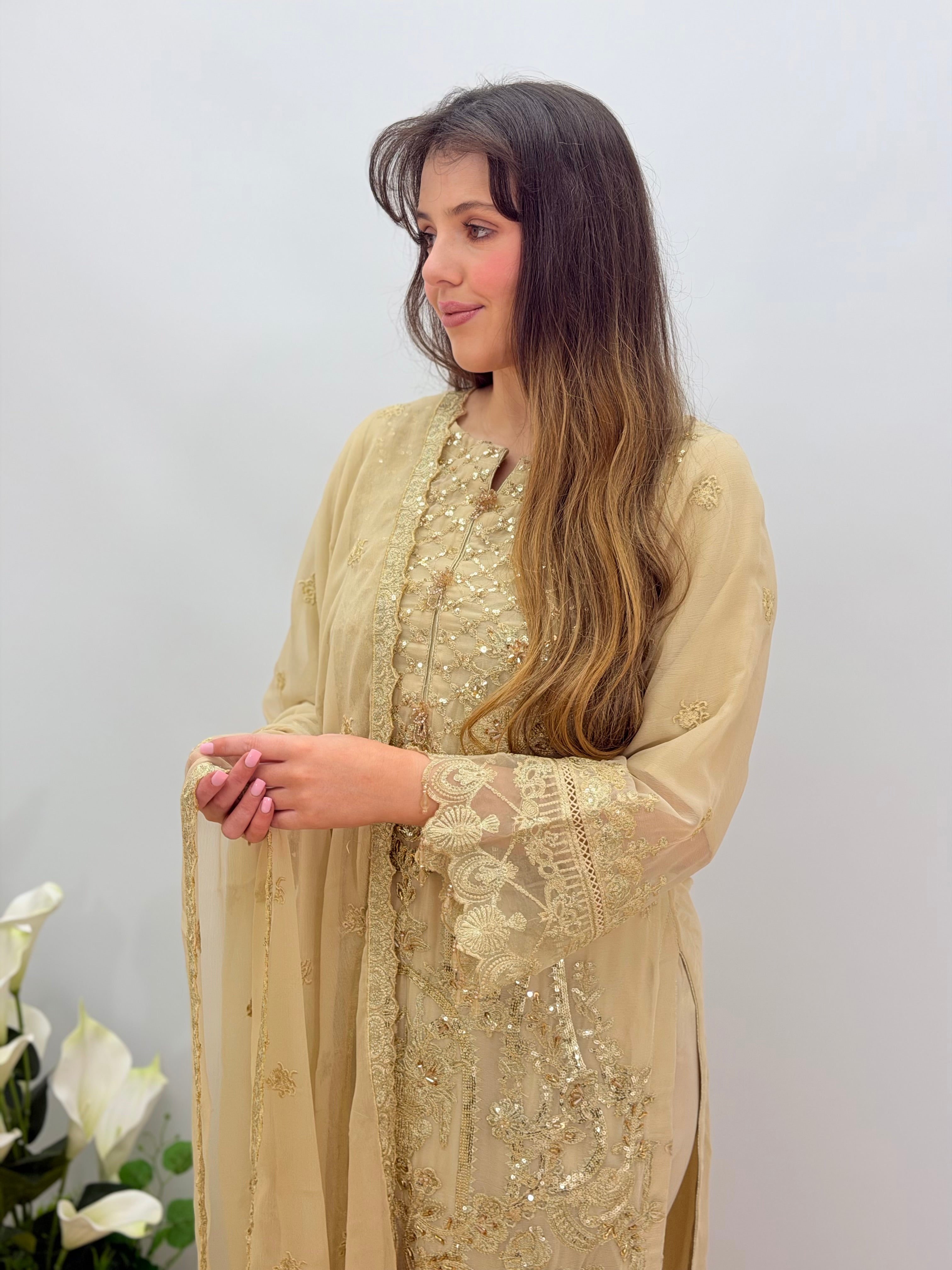 Dusty Rose & Golden Zehra