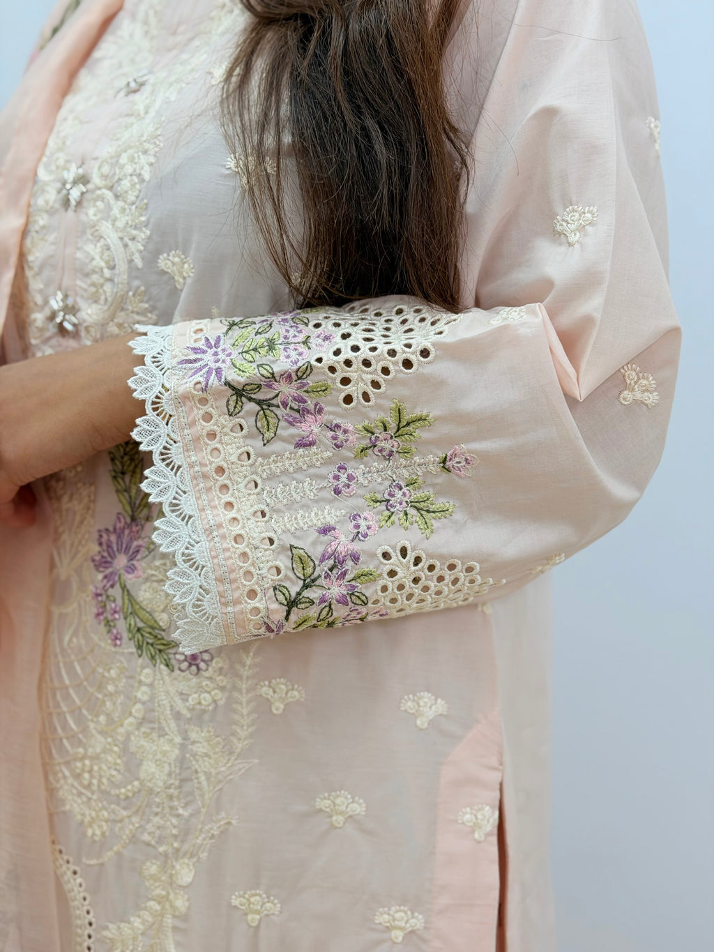Ivory Meadow & Peach Petal