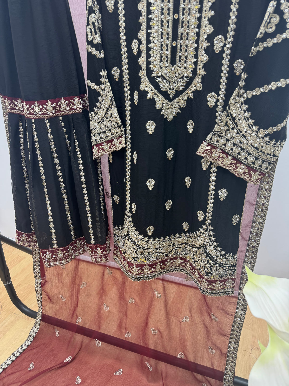 Zari Luxe