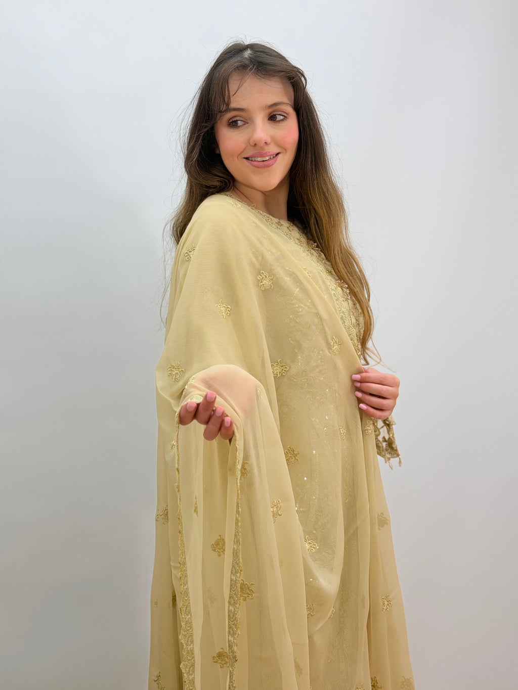 Dusty Rose & Golden Zehra
