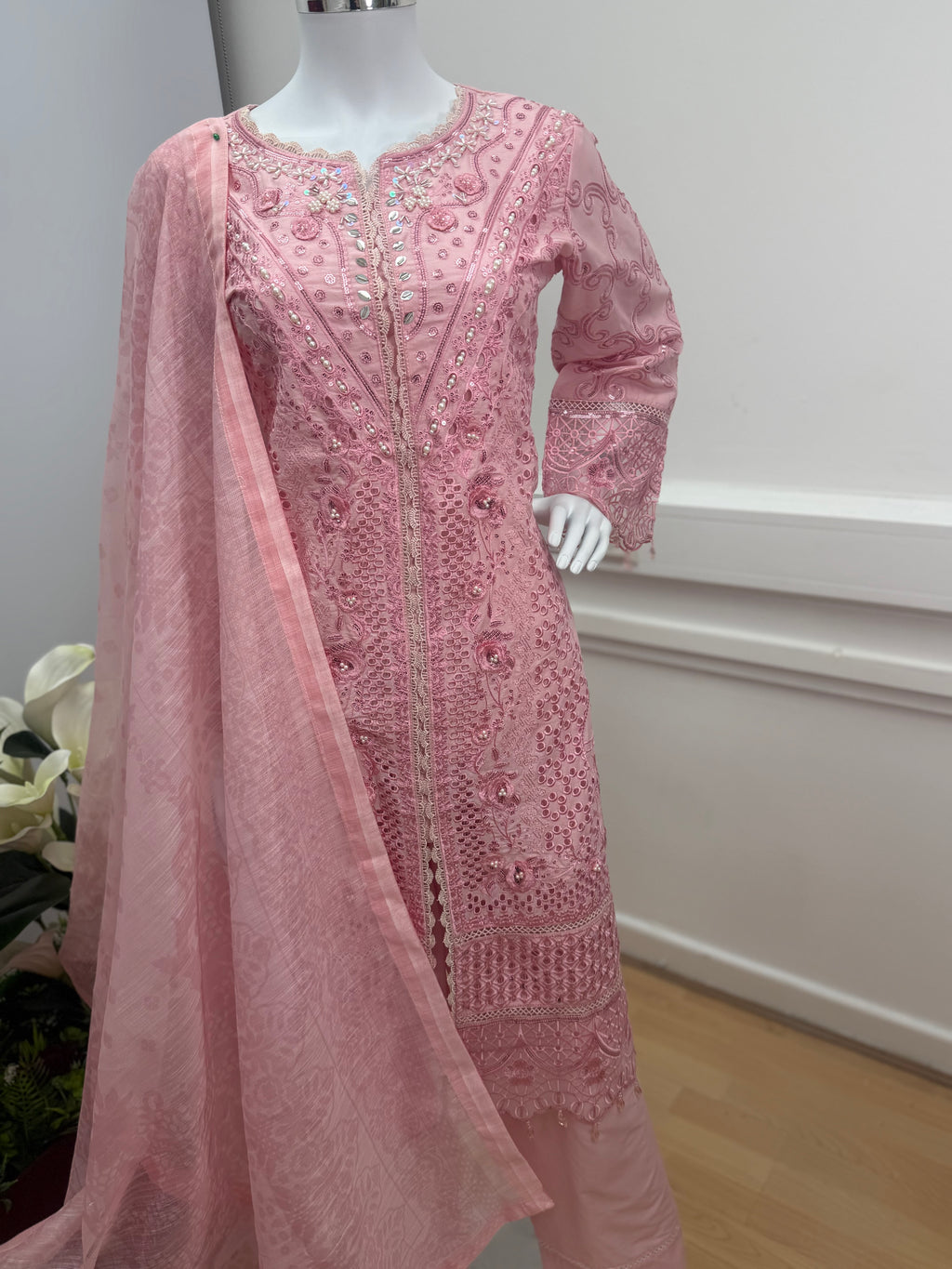 Blush zeenat