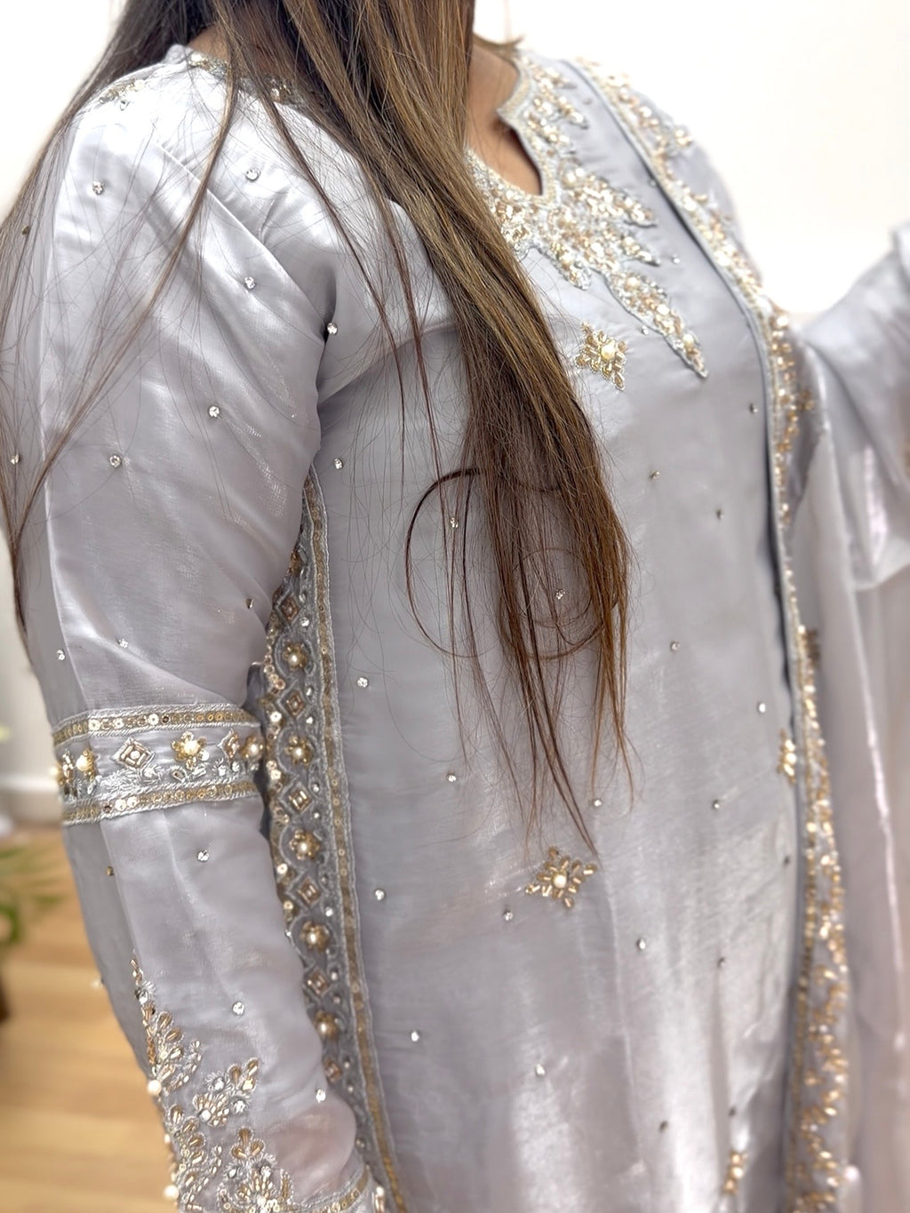 Silver Noor