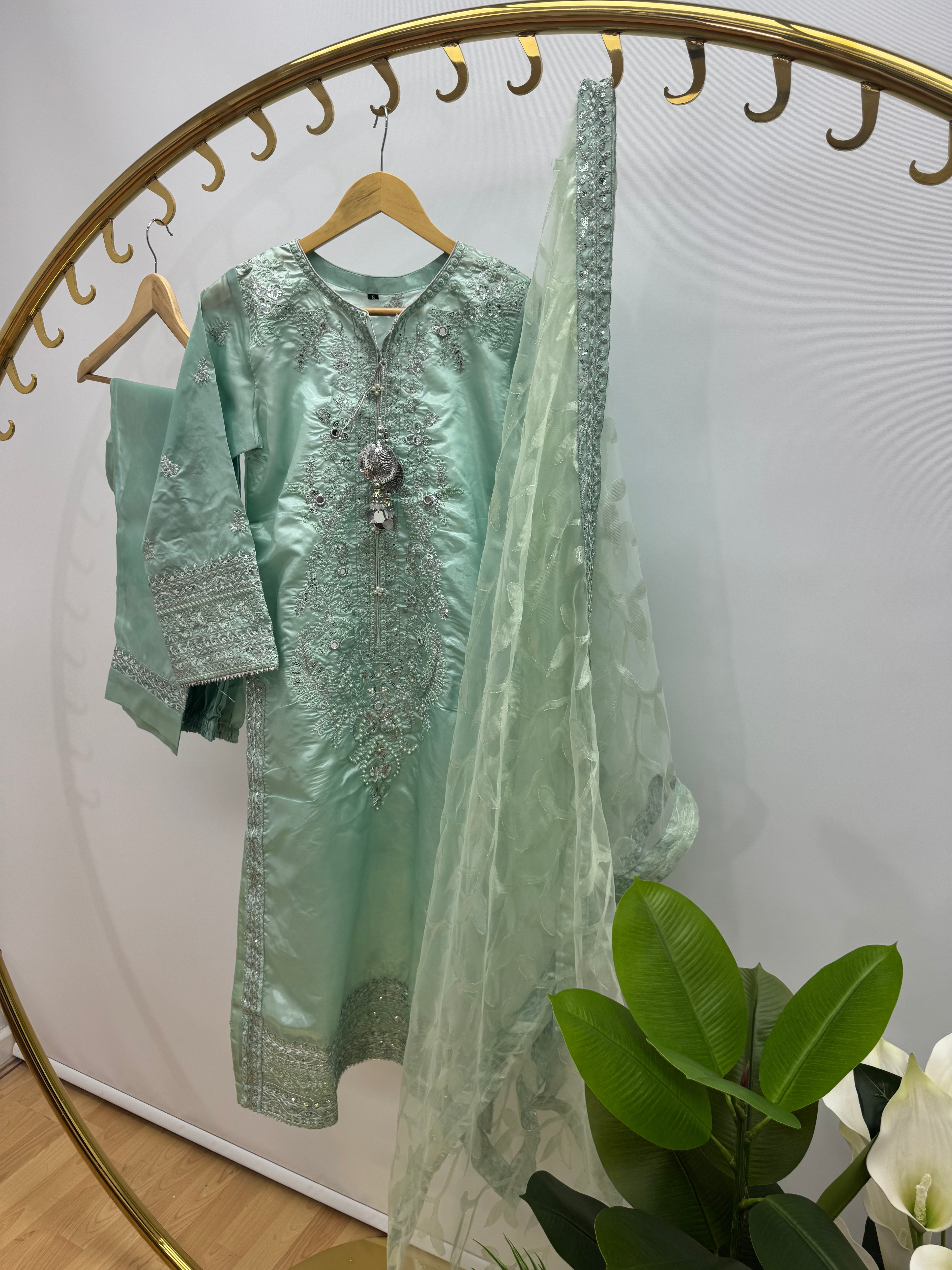 Chandni Mint