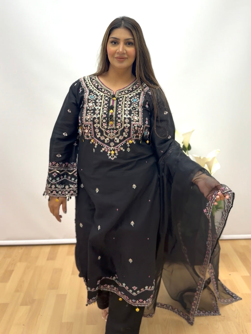 Mehfil Noir