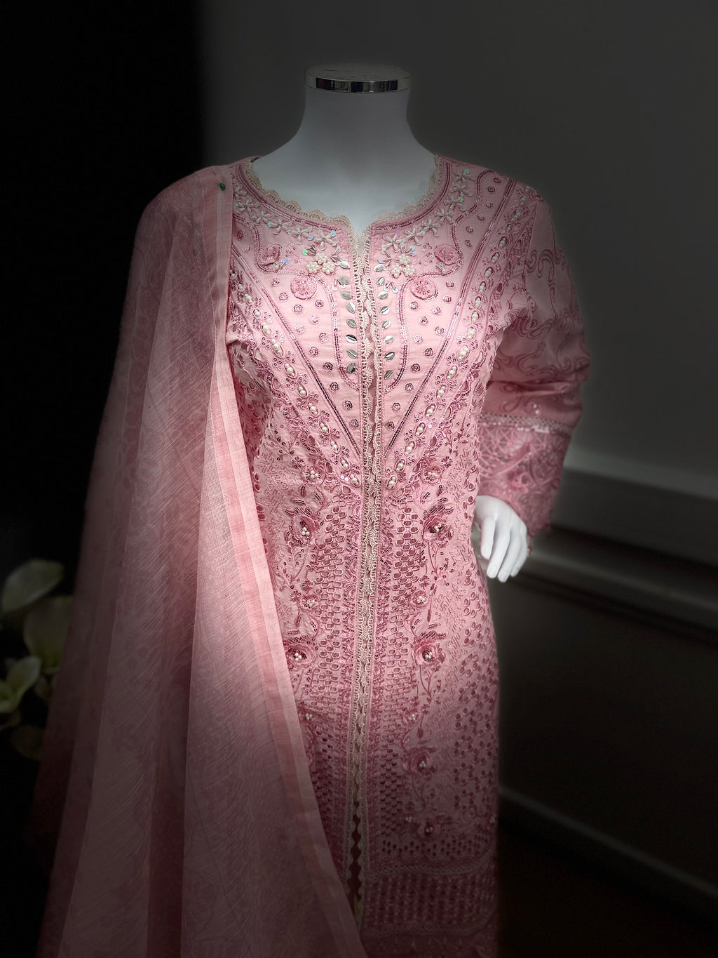 Blush zeenat